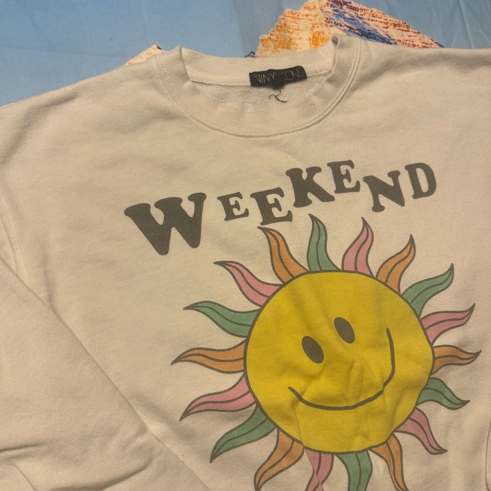 Vinylions “Weekend” Sweater